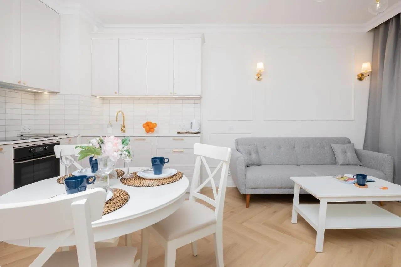 Zajezdnia Wrzeszcz Apartment With Balcony By Noclegi Renters Gdansk 0*,